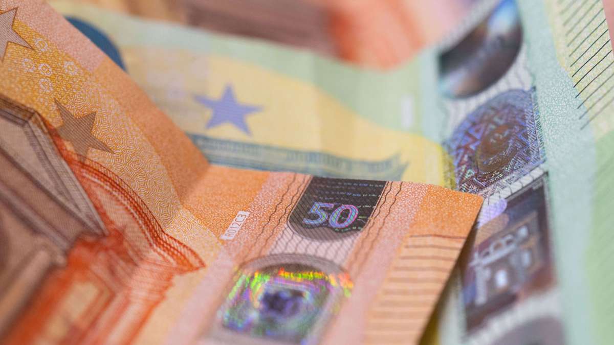 Après la chute du gouvernement : l'agence Moody's abaisse la note de la France