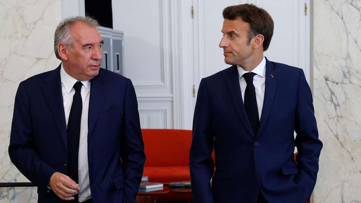 Crise politique : nouveau gouvernement de centre droit en France