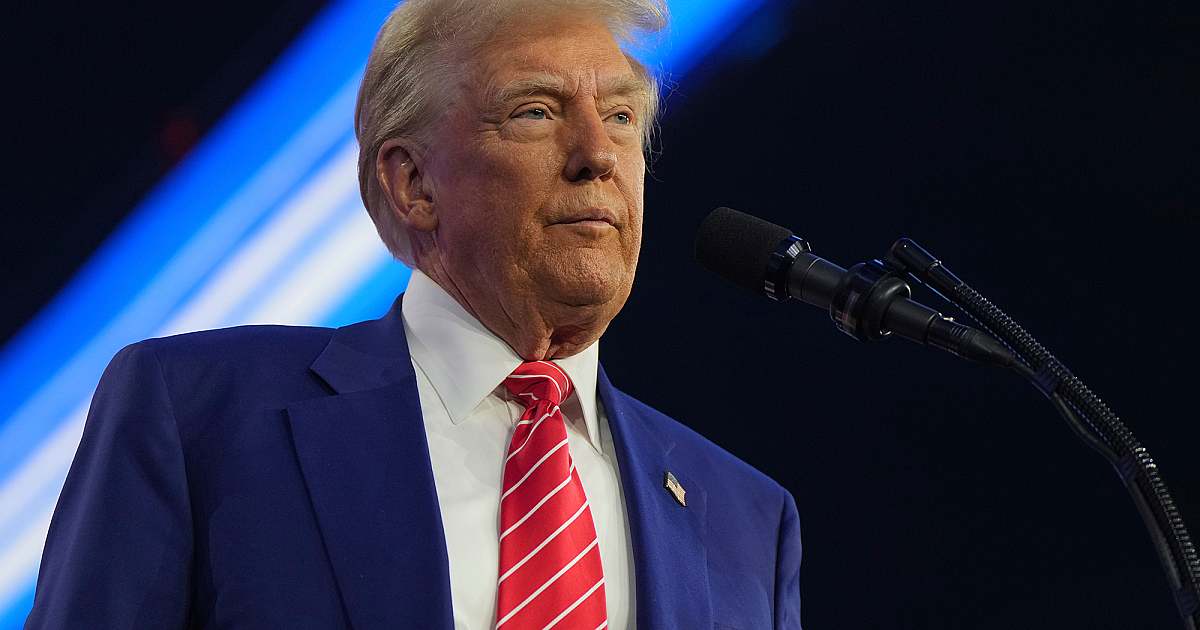 Trump vante la peine de mort après que Biden ait commué les peines