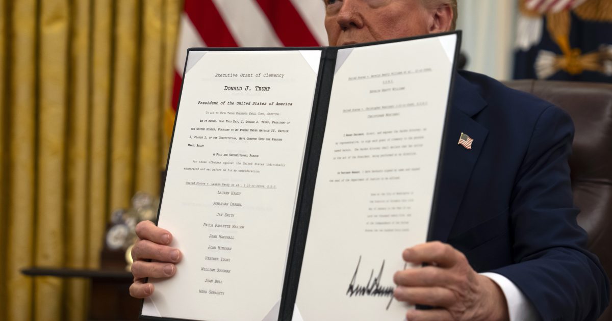 Pro-vie pardoned promenez à maintenir un combat d'avortement