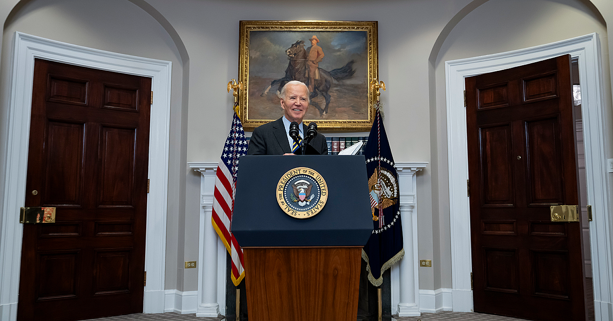 Biden annule davantage de prêts étudiants à la fin du mandat