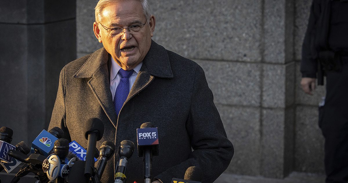 Bob Menendez condamné à purger plus d'une décennie de prison pour fraude