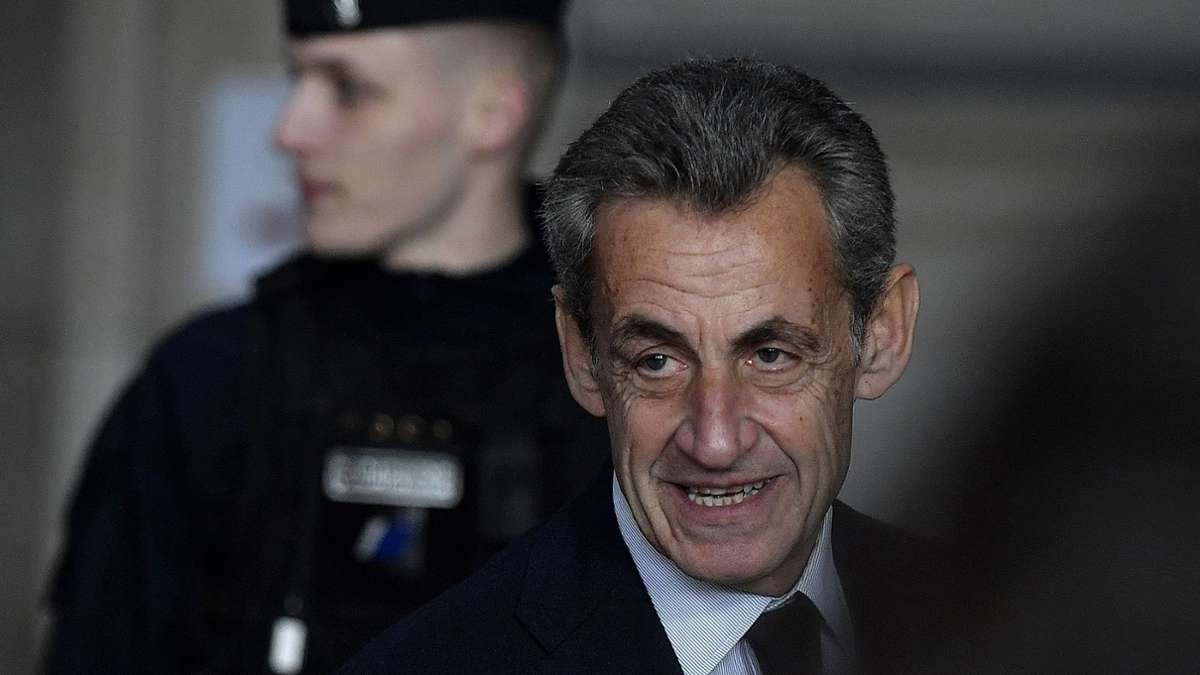 France : l'ancien président Nicolas Sarkozy devant le tribunal dans l'affaire Libye