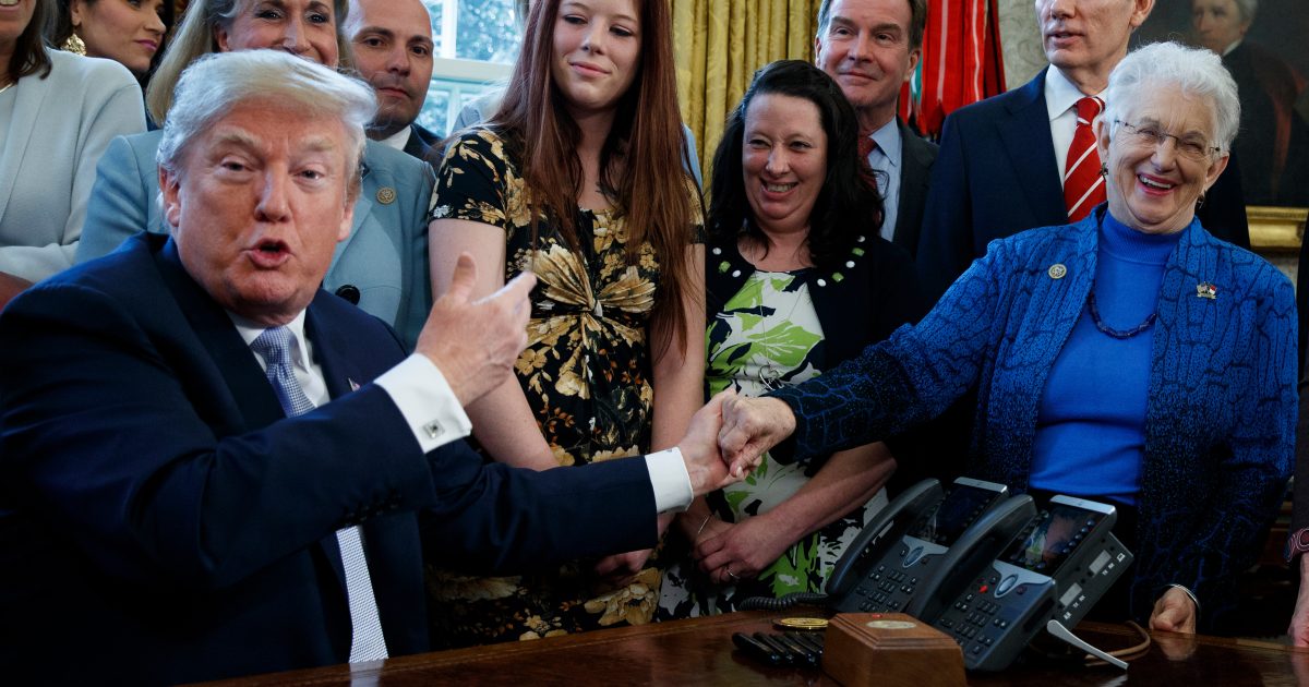 Les règles de Virginia Foxx