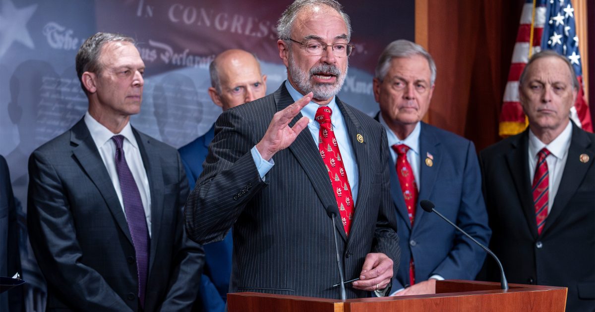 House GOP se met aux affaires avec une facture de réconciliation