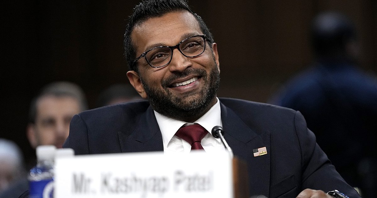 Le Sénat confirme le choix de Trump pour le directeur du FBI