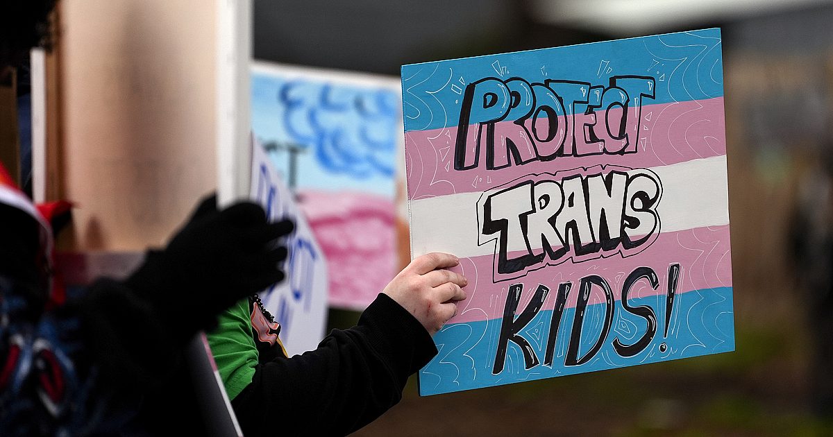 Le juge fédéral fait une pause Trump Order Protectant les mineurs de la chirurgie trans