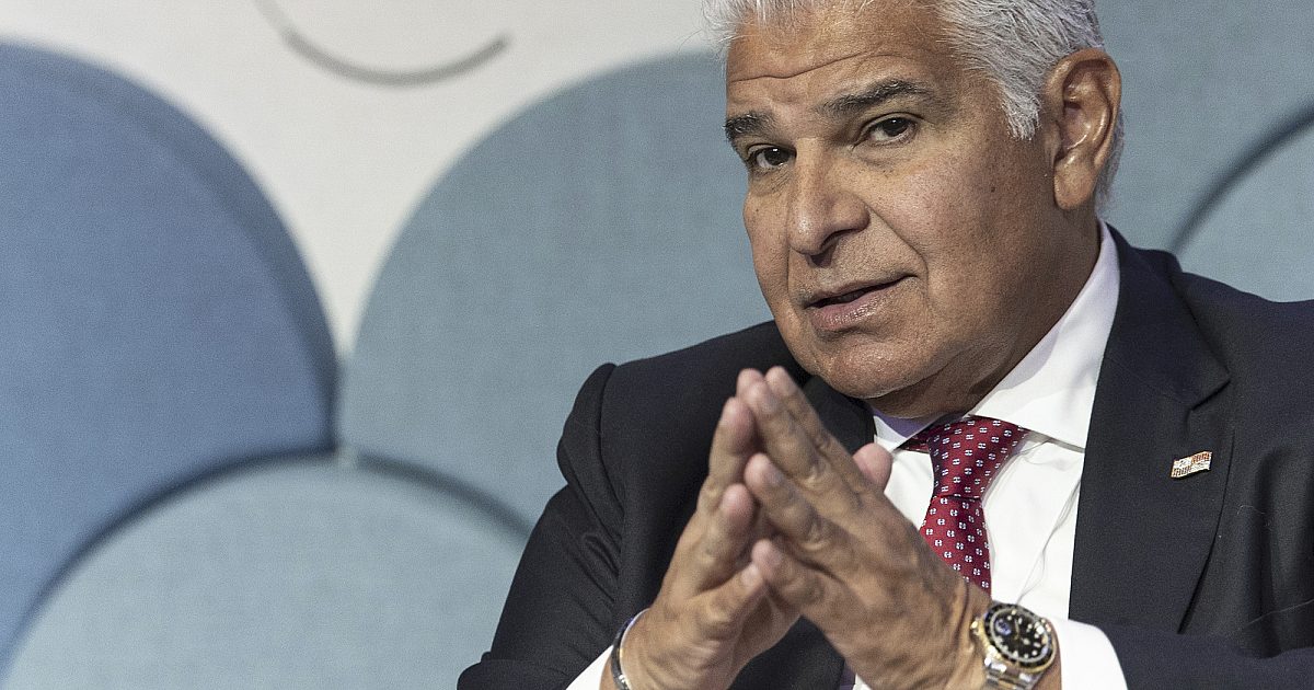 Le président du Panama ne veut pas négocier la propriété du canal