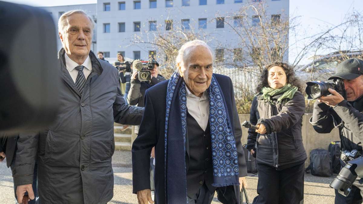 Football: Appel dans le processus de fraude de la FIFA: Blatter en toute confiance