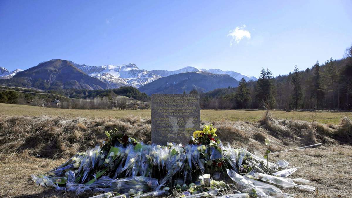 Germanwings brisé, Child trouvé mort - Curse sur Le Vernet?