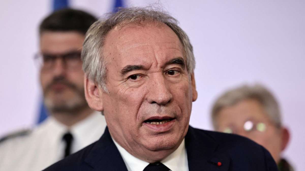 Selon Terrorse: la France menace l'Algérie avec la fin du statut spécial