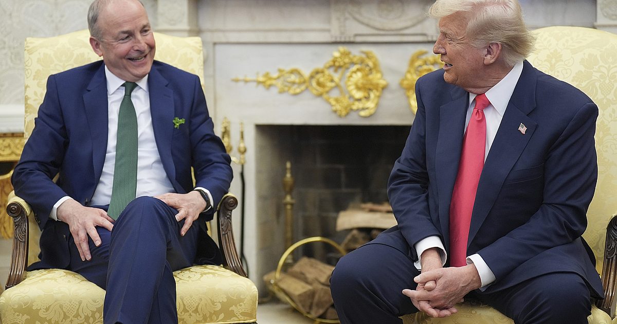 Trump rencontre le PM irlandais, promet de récupérer les entreprises pharmaceutiques