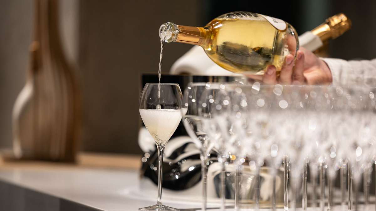 Vins étincelants: l'humeur du champagne laisse aller