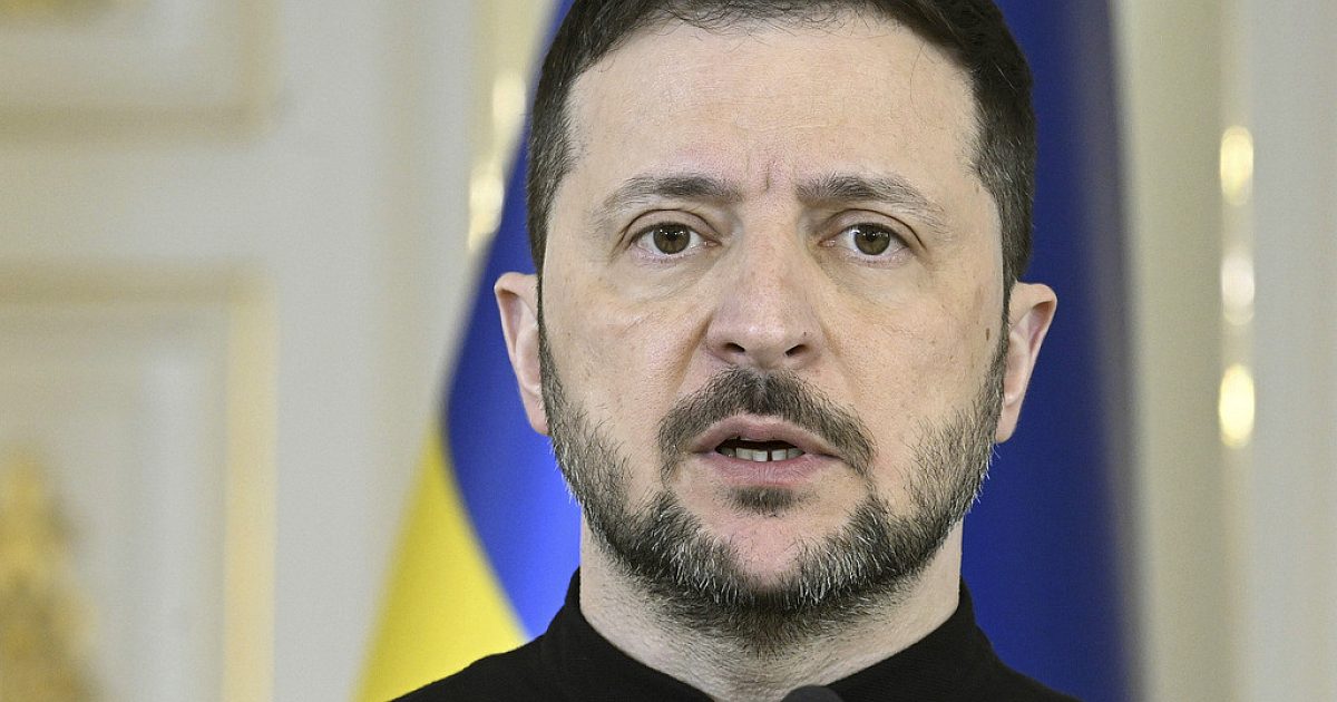 Zelenskyy, Trump pour parler en tant qu'attaques aériennes à marquer des discussions de cessez-le-feu