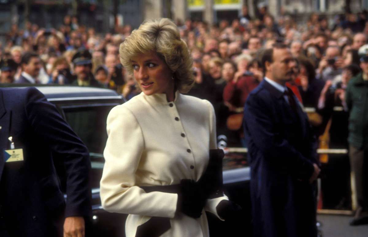 Dans ce film, la mort de l'accident de Lady Diana est un moment crucial pour le personnage principal
