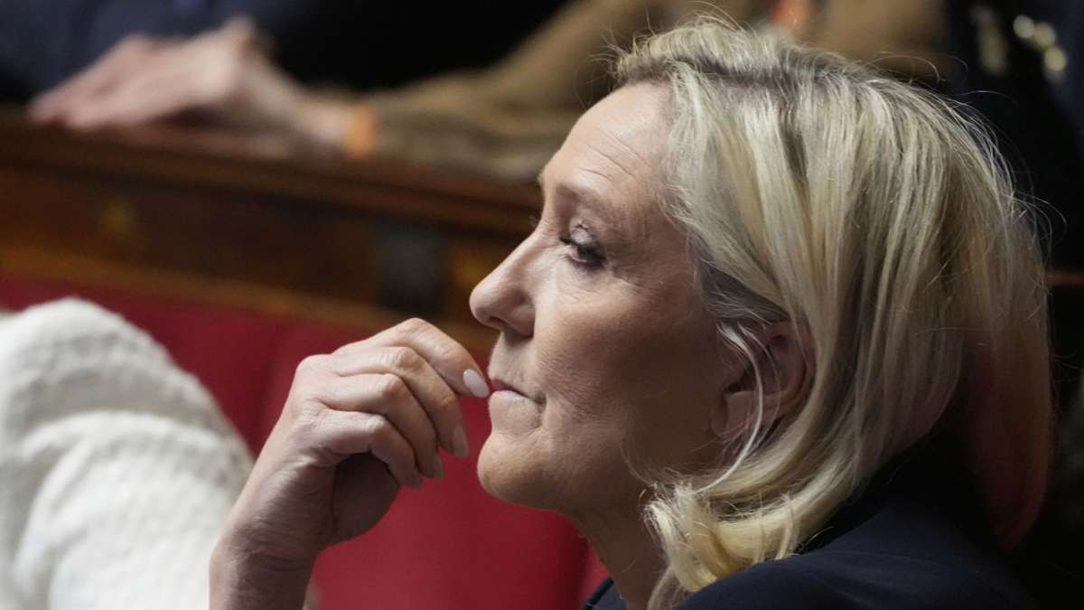 Le président américain parle de chasse aux sorcières: Trump appelle le jugement contre la censure politique de Le Pen