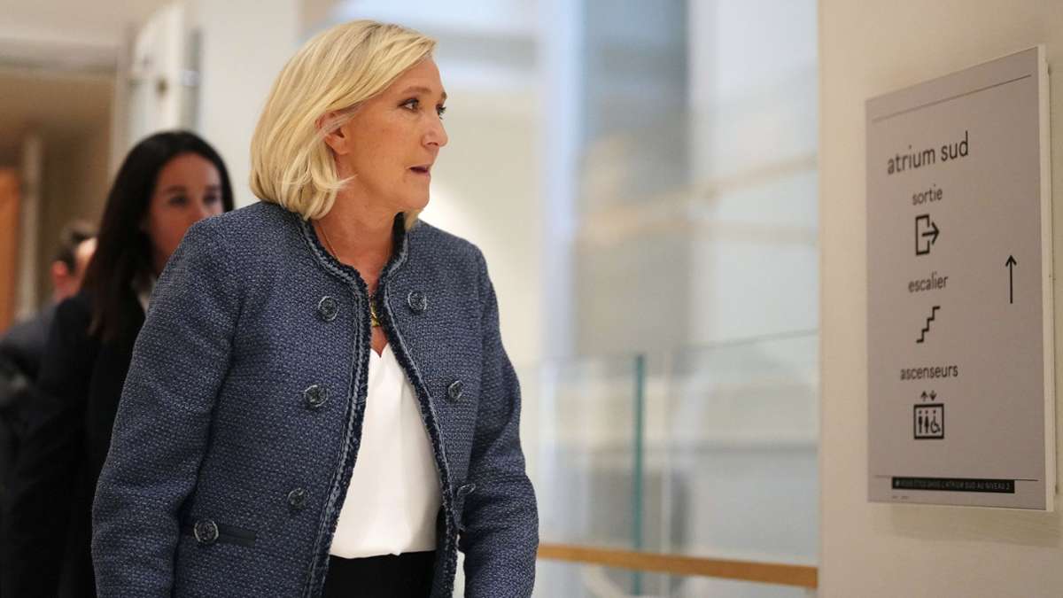 Processus de confirmation en France: Le Pen condamné à deux ans de prison avec Anklewell