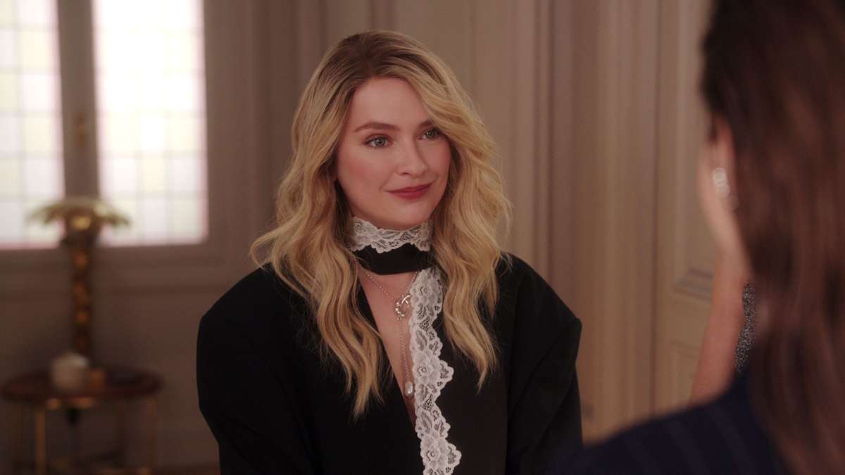 Série Netflix: Emily à Paris sans Camille
