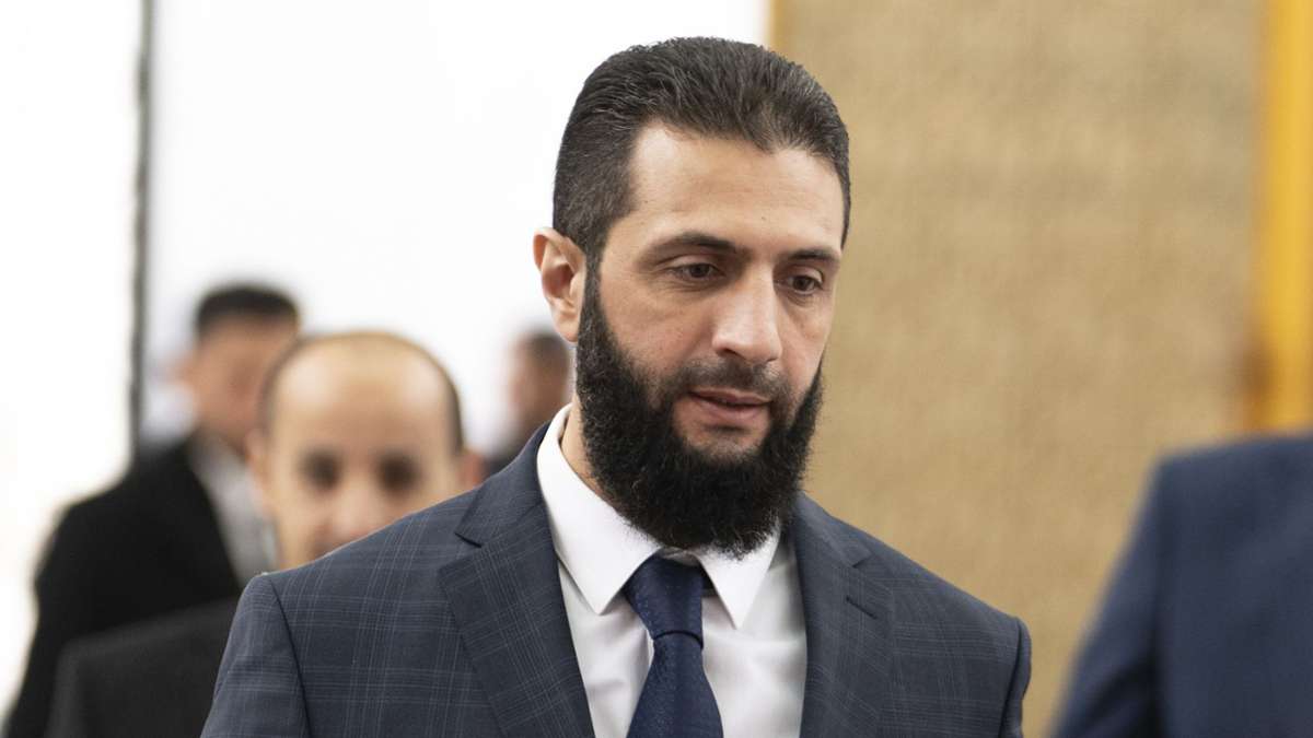 Ahmed al-Sharaa: le président de la Syrie vient à Paris - bien qu'il figure sur la liste terroriste de l'UE
