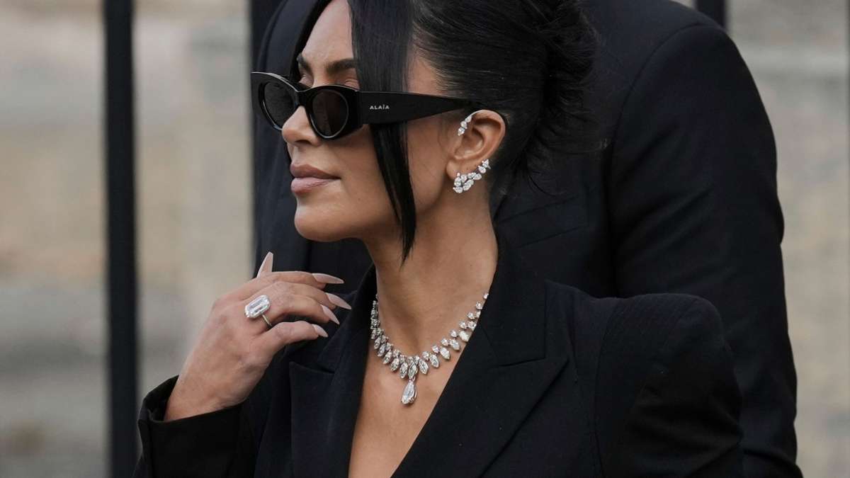 Processus par Act in Paris: Raid sur Kim Kardashian: les accusations exigent de longues sanctions
