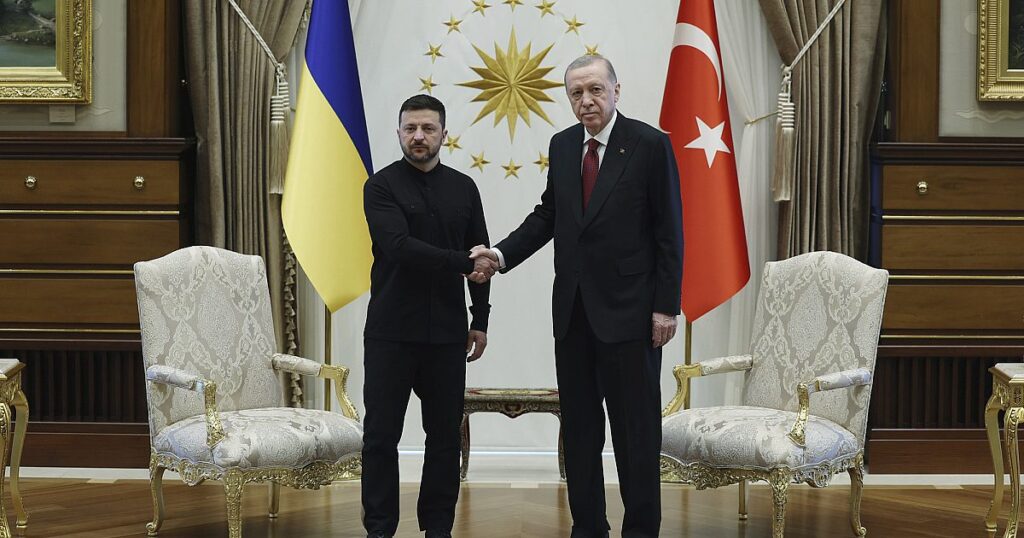 Ukraine, les pourparlers de la paix en Russie commencent en Turquie