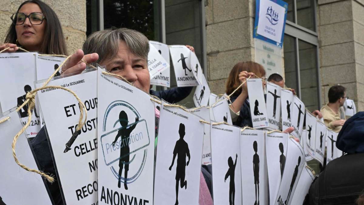 Pénalité maximale: 299 fois Abus: 20 ans d'emprisonnement pour le médecin en France