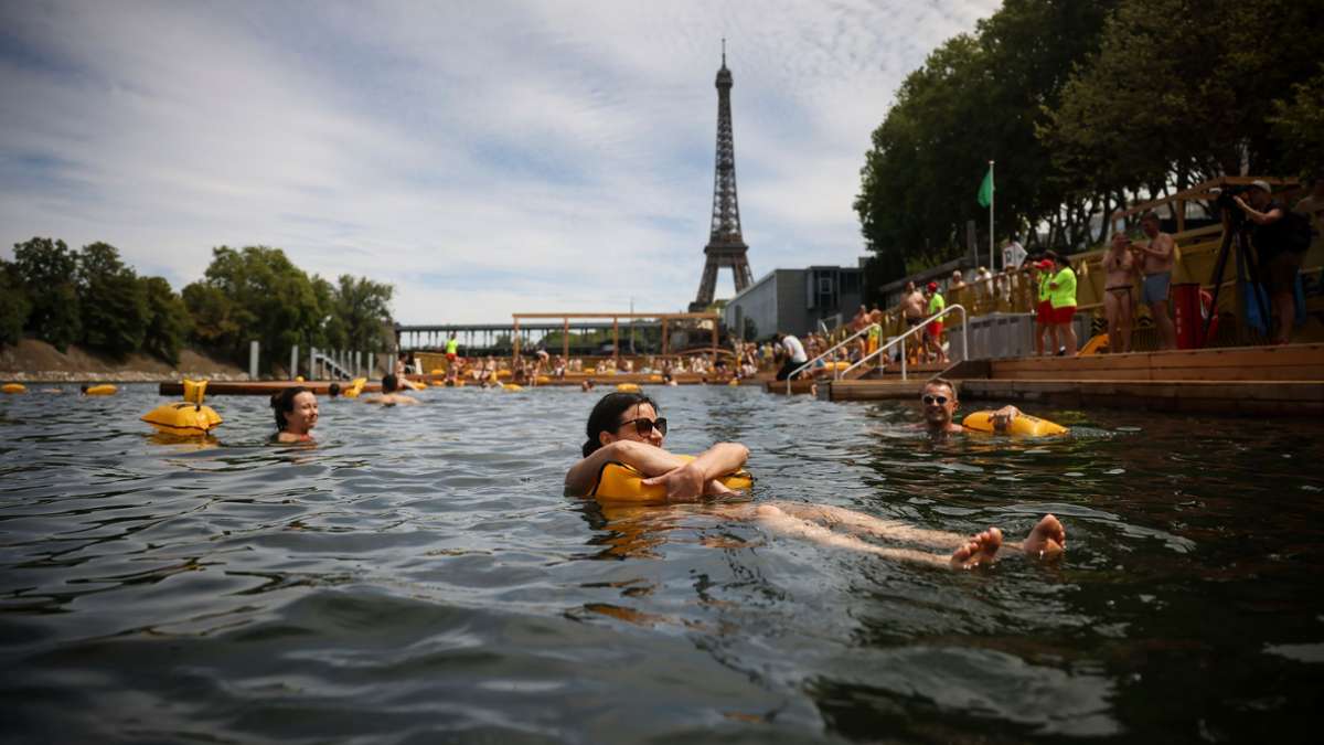 Trois piscines extérieures: les Parisiens peuvent nager à nouveau dans sa natation