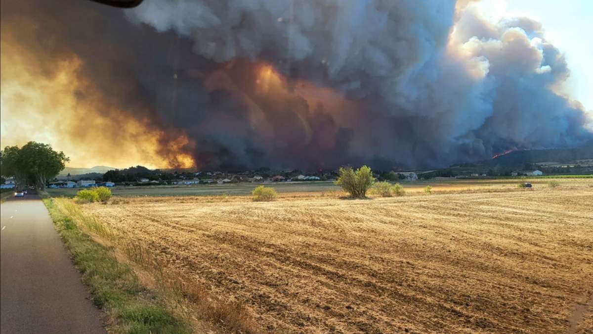 Feu: un mort à la végétation en France
