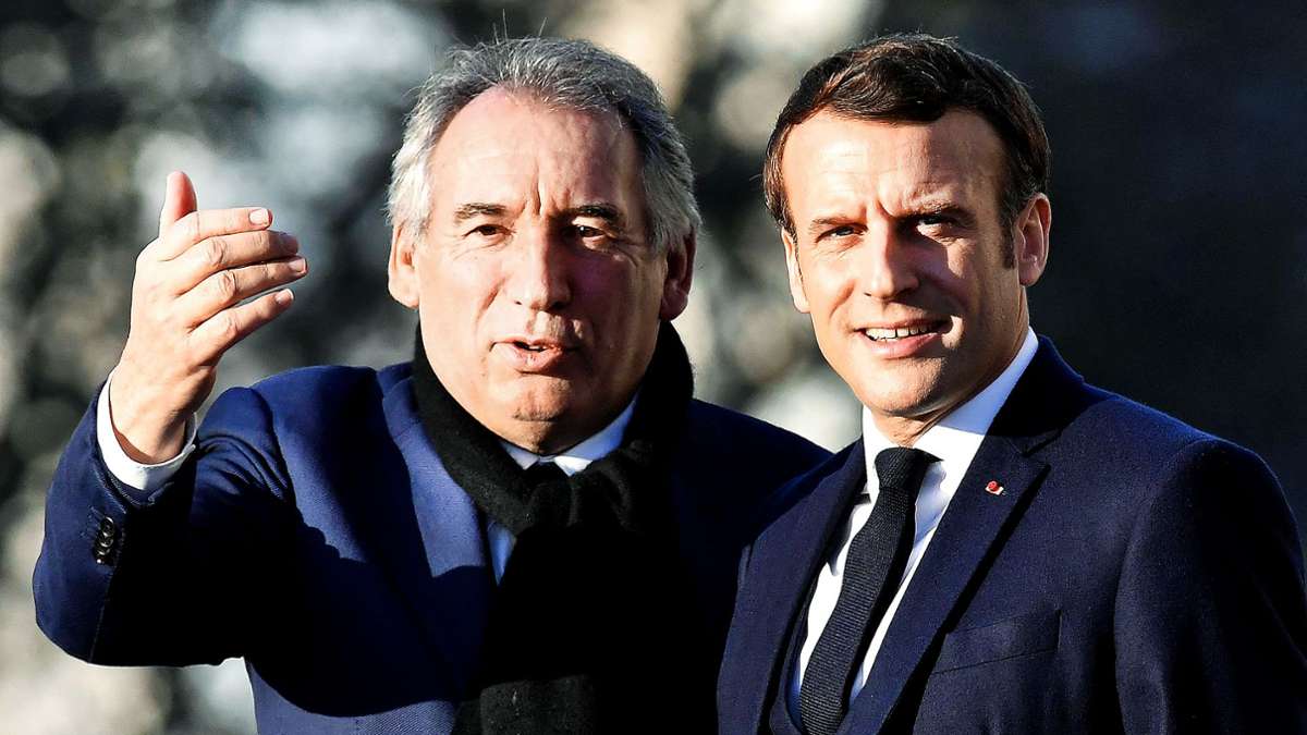 Protestes en France: Macron commence l'évasion vers l'avant