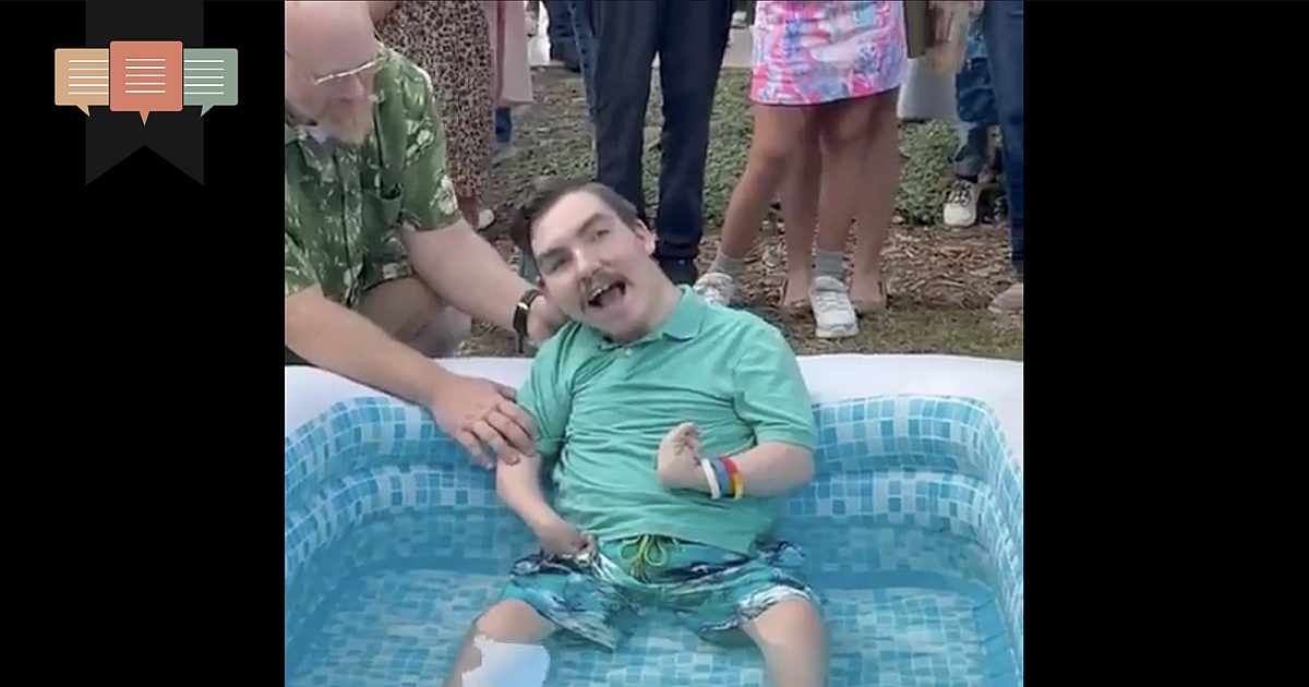 Baptiser Bradley un baptême spécial pour un jeune homme spécial