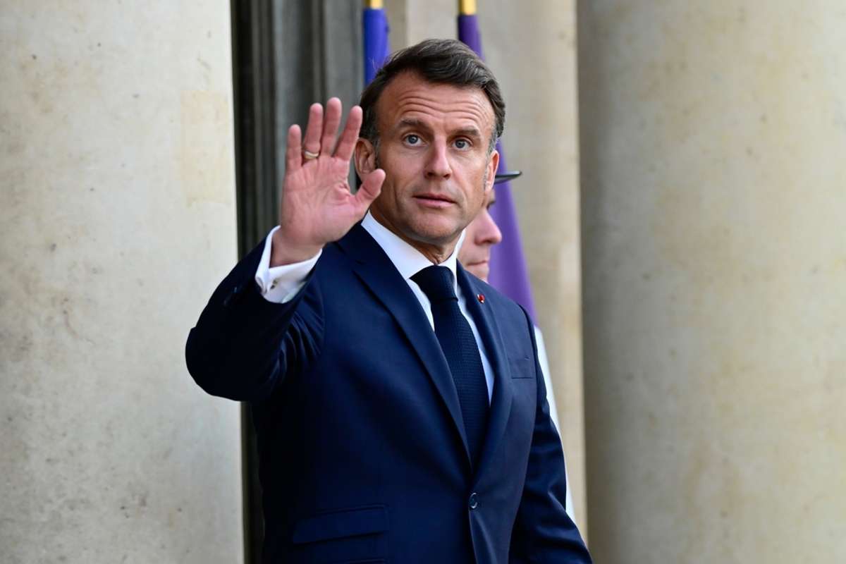 Le gouvernement français est tombé: qu'en est-il de Macron?