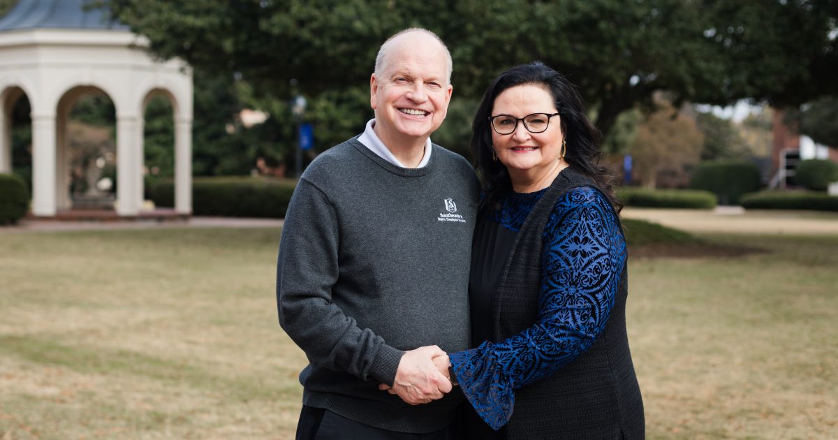 Semblable à la retraite après des décennies à la tête des baptistes du sud-est