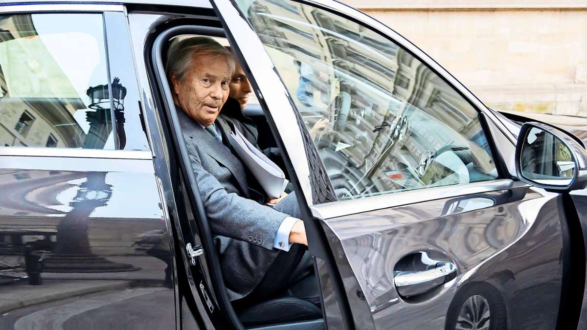Manifestations contre Vincent Bolloré : deviendra-t-il le prochain président de la France ?