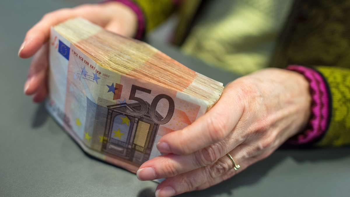 Stigmatisation causée par les prêts : les propriétaires de petites entreprises réduisent leurs salaires au lieu de contracter des emprunts